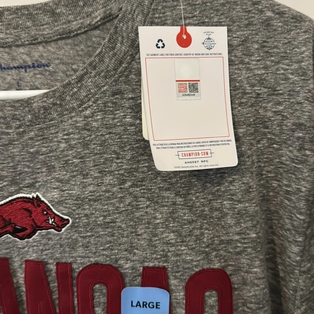 ❤️NWT Arkansas Shirt❤️ - Picture 2 of 4